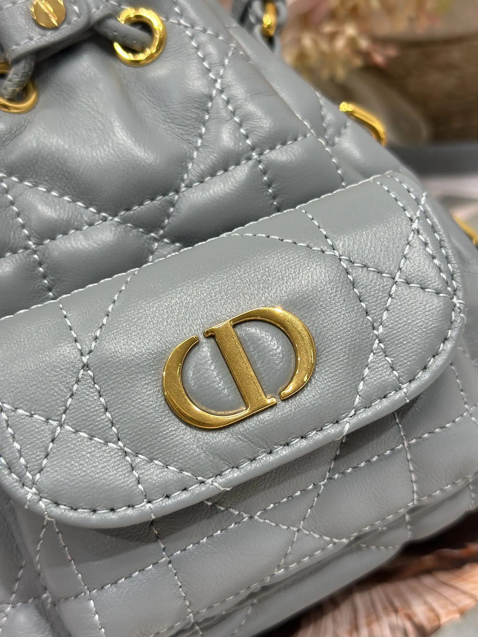 Dior Caro 灰色 皮革 水桶包