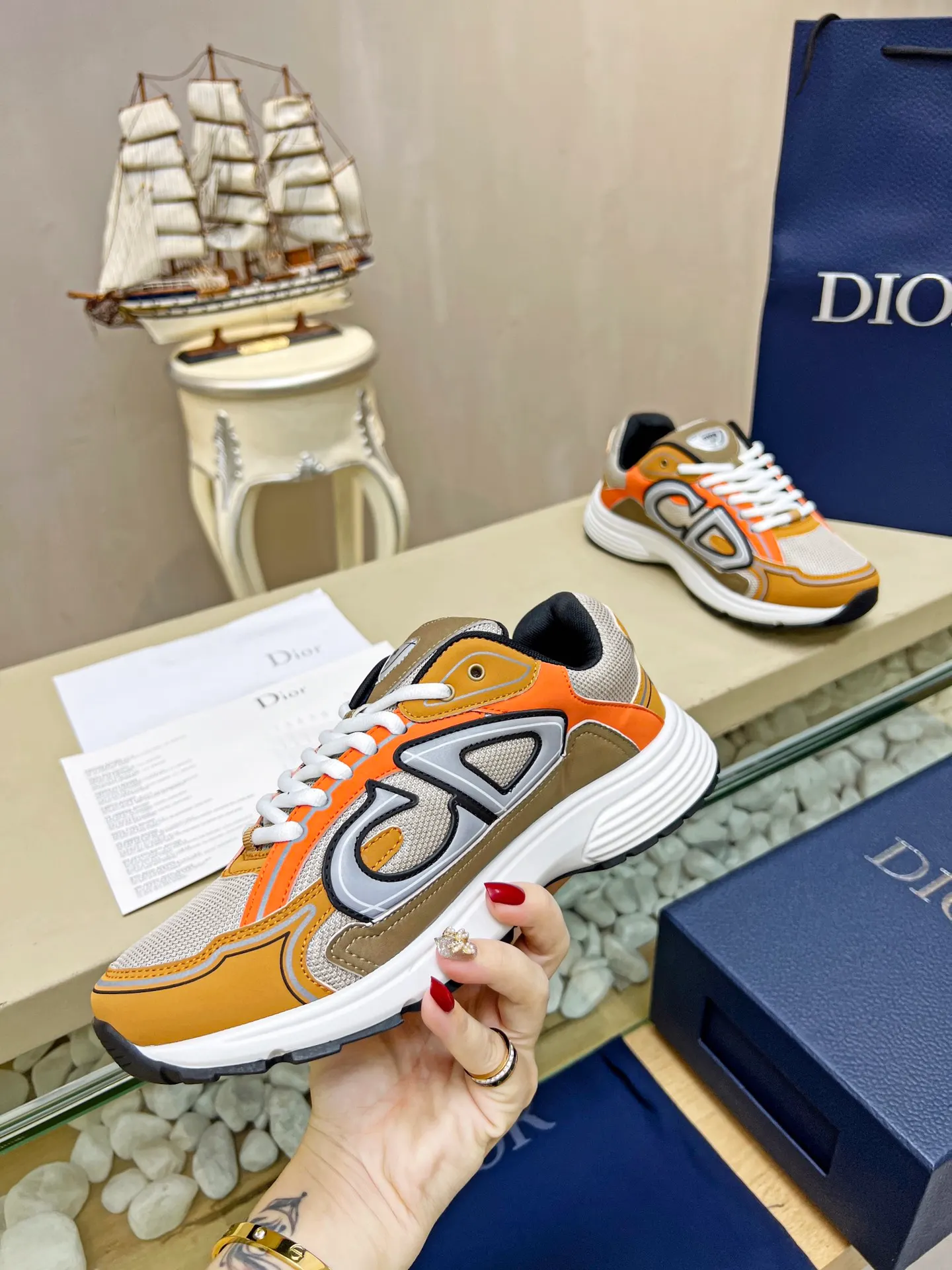 Dior B30 黑色 运动鞋(數字5) Dior B30 黑色 运动鞋(數字5)