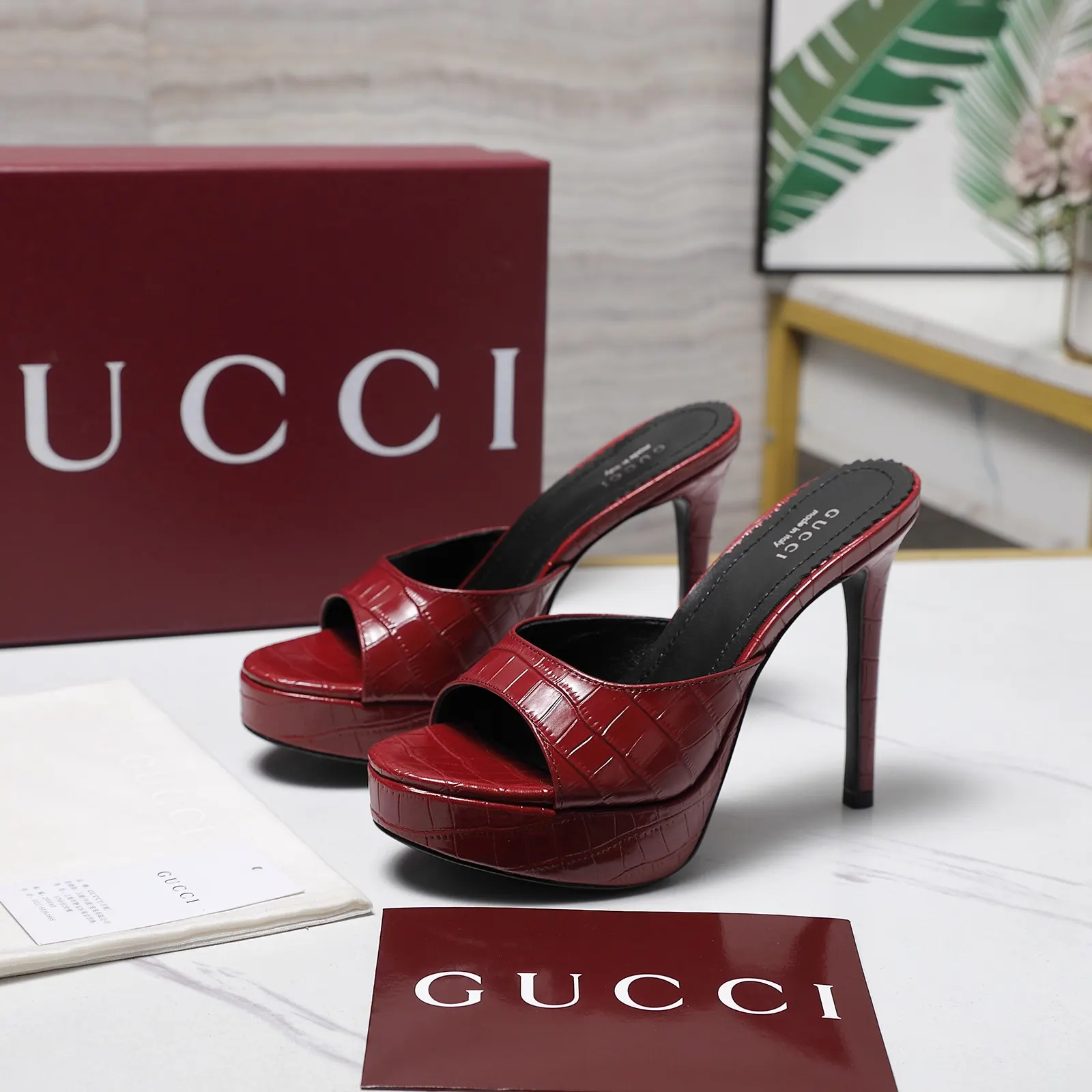 Gucci 高跟鞋