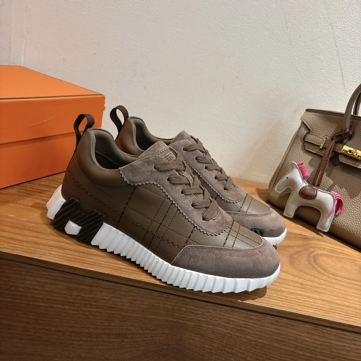 Hermès SS 运动鞋