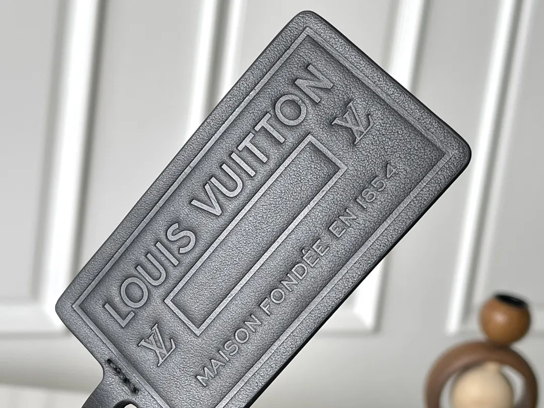 Louis Vuitton Black Fashion Item Travel Leather