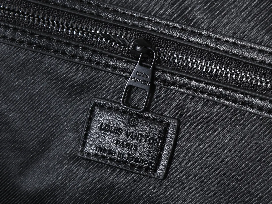 Fashion Item Travel