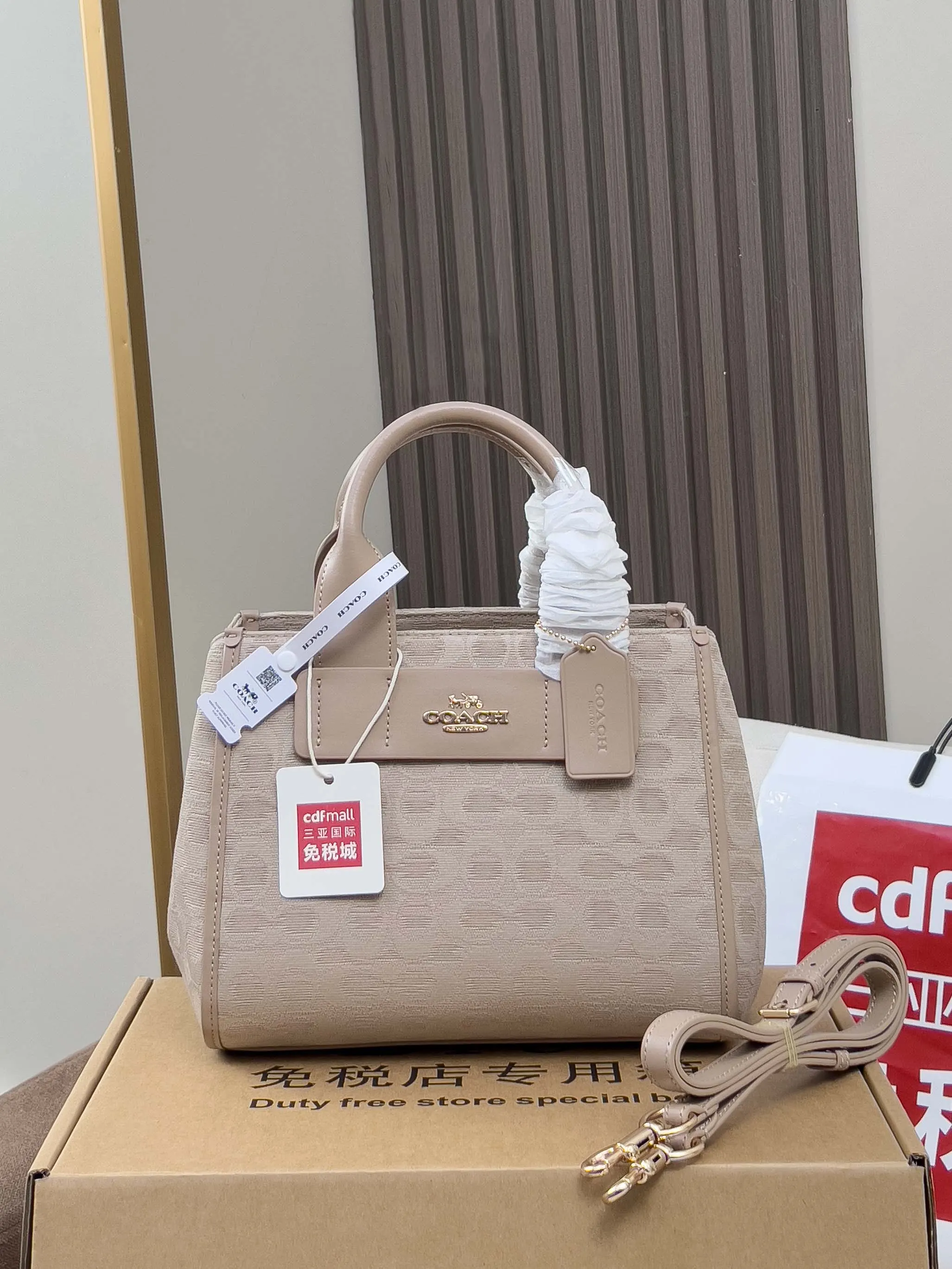 Coach 老花 图片 savannah戴妃 托特包 大容量托特款