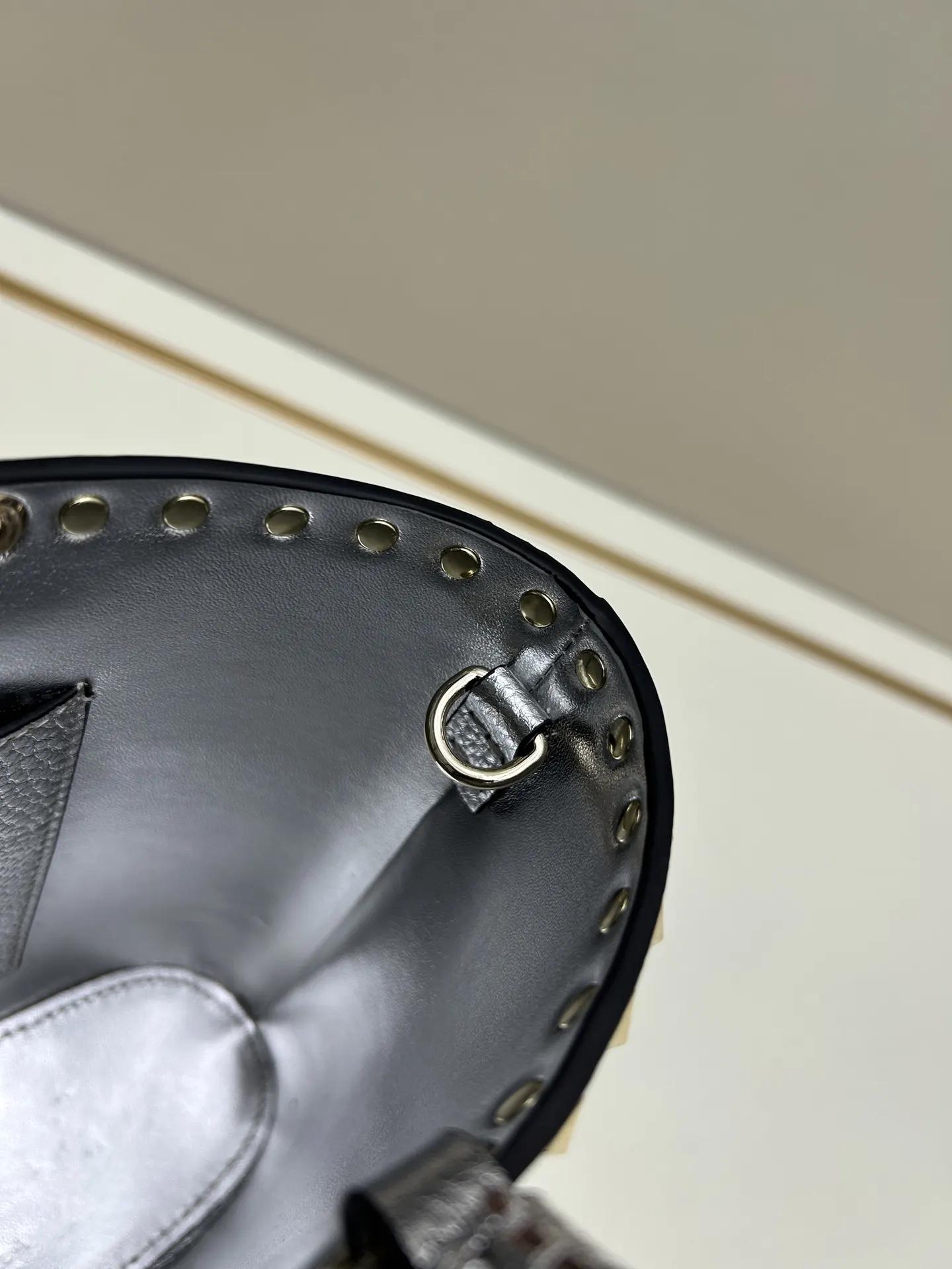 Chain Bag Leather