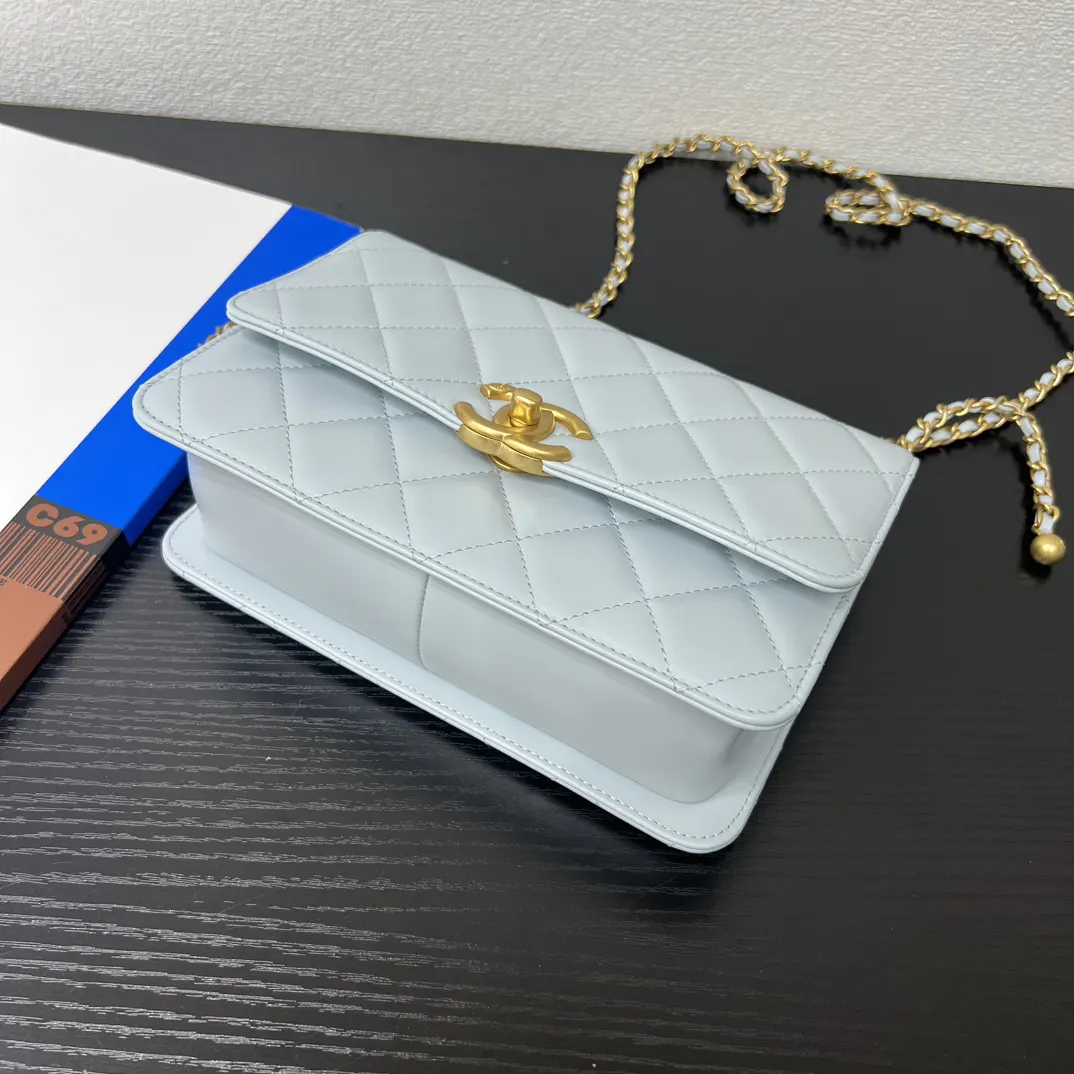 Chanel 小牛皮22 Bag鏈條包 單肩斜挎