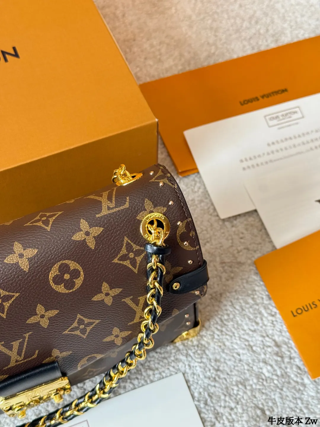Louis Vuitton Black Gold Chain Bag Leather