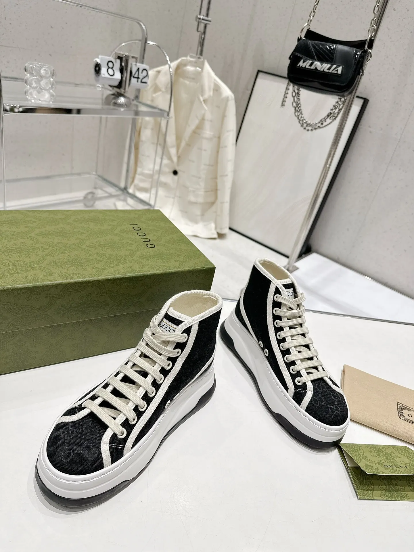 Gucci Logo休闲运动鞋