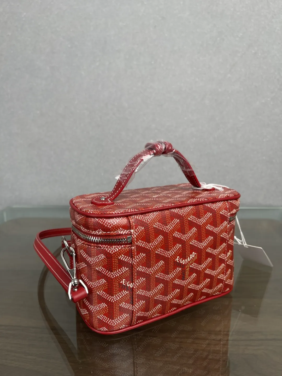 Goyard 红色 小牛皮 化妆包 便携收纳款