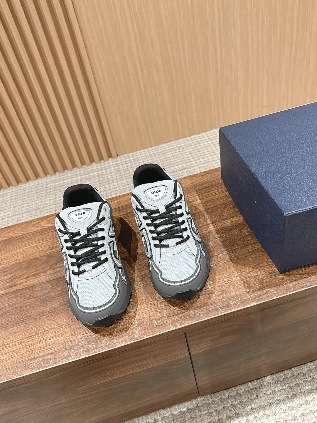 New Balance B30 運動鞋 休閒百搭款(數字2) New Balance B30 運動鞋 休閒百搭款(數字2)