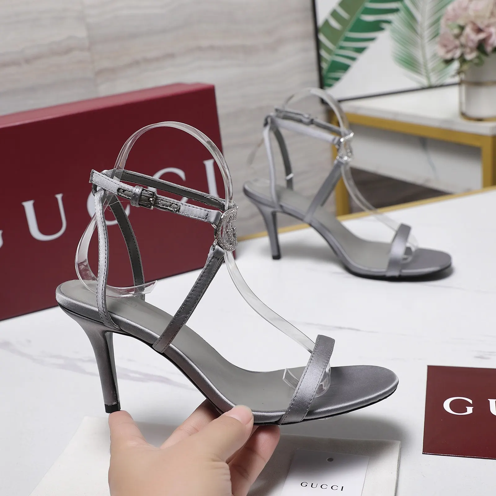 Gucci 高跟鞋