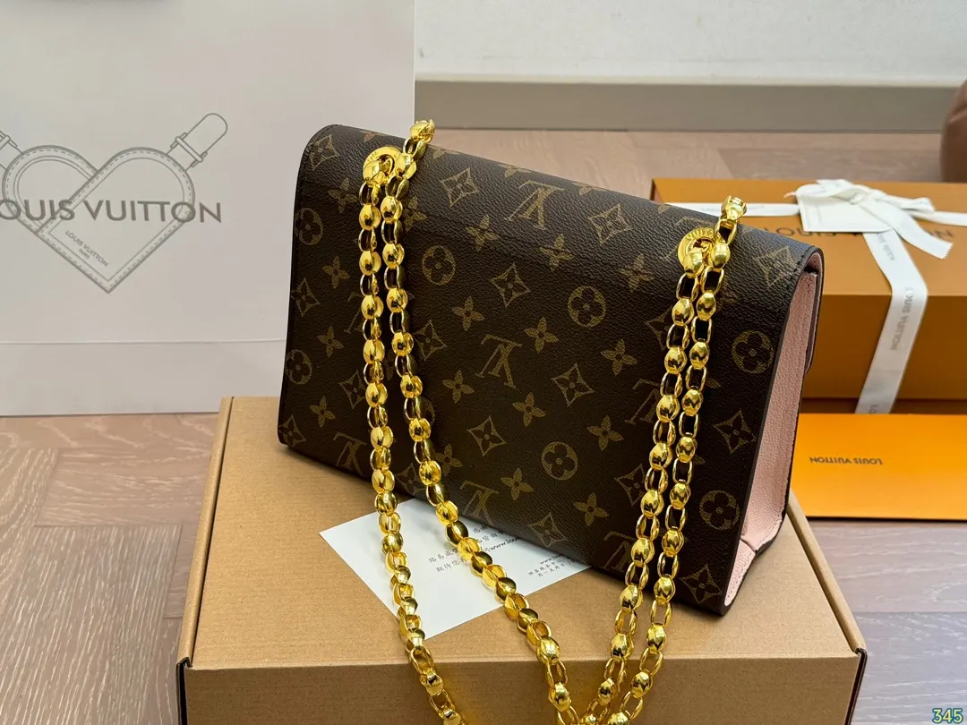 Louis Vuitton Chain Bag Classic Image 9 Louis Vuitton Chain Bag Classic Image 9
