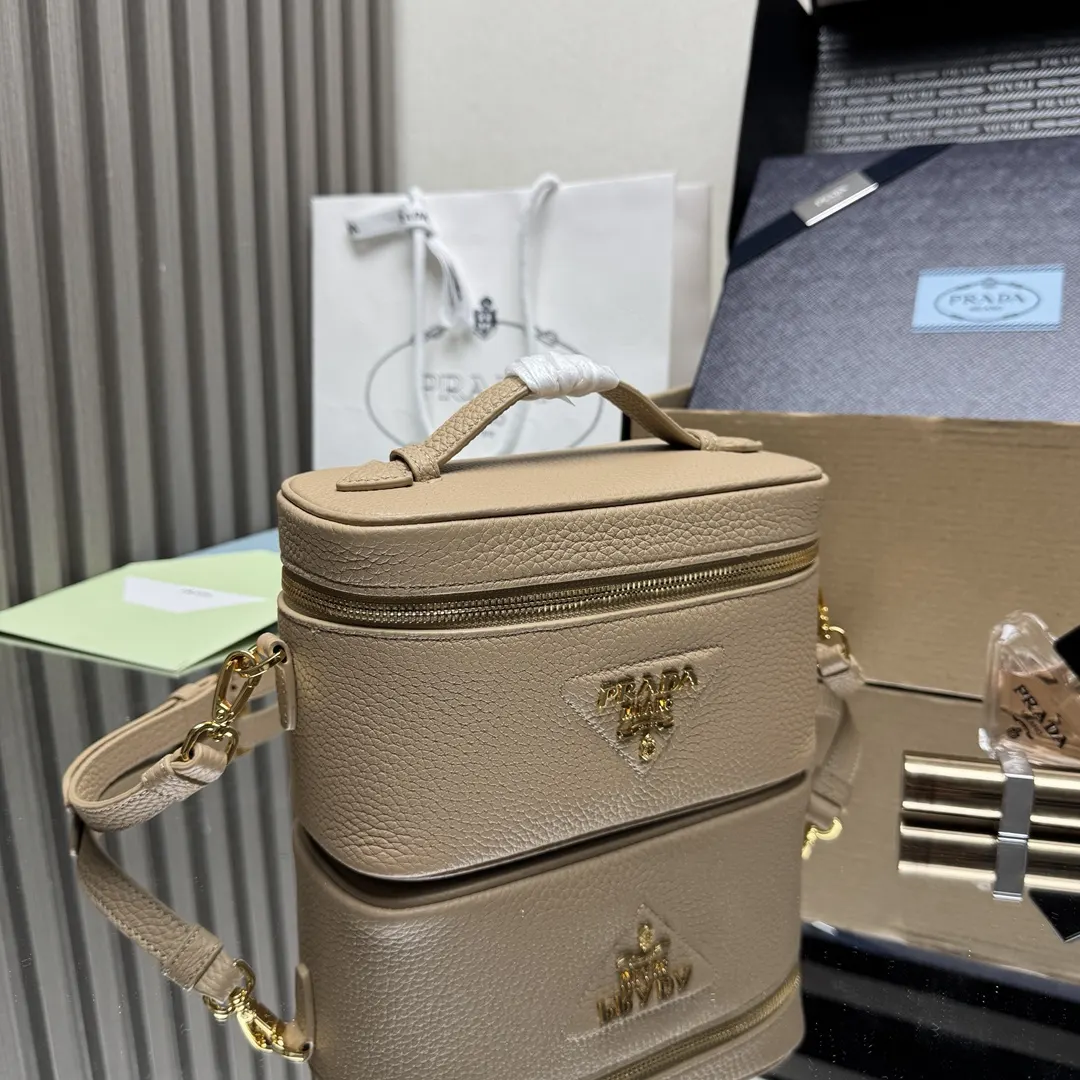 Prada 1BH202 皮革 手提包