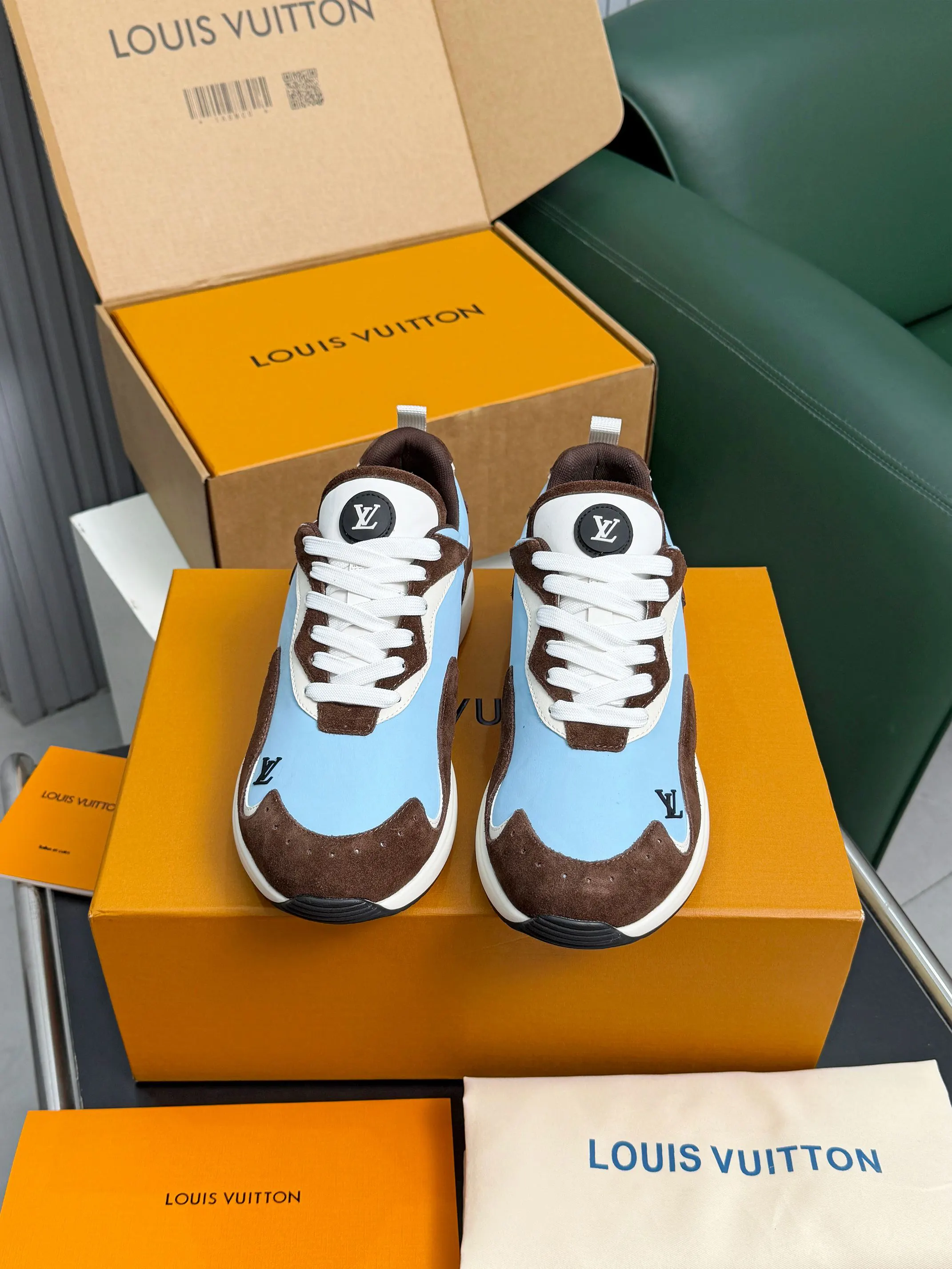 Louis Vuitton 运动鞋