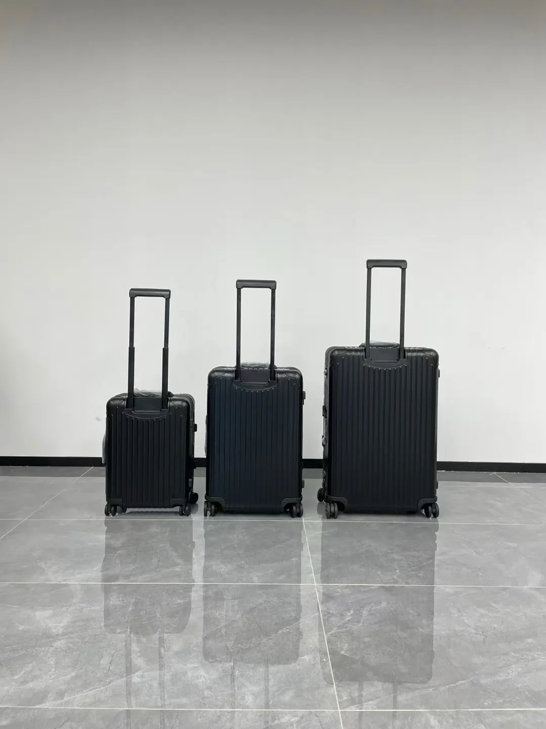 黑色 銀色 Rimowa日默瓦 Original 系列 全 行李箱 旅行拉杆款 輕便出行款