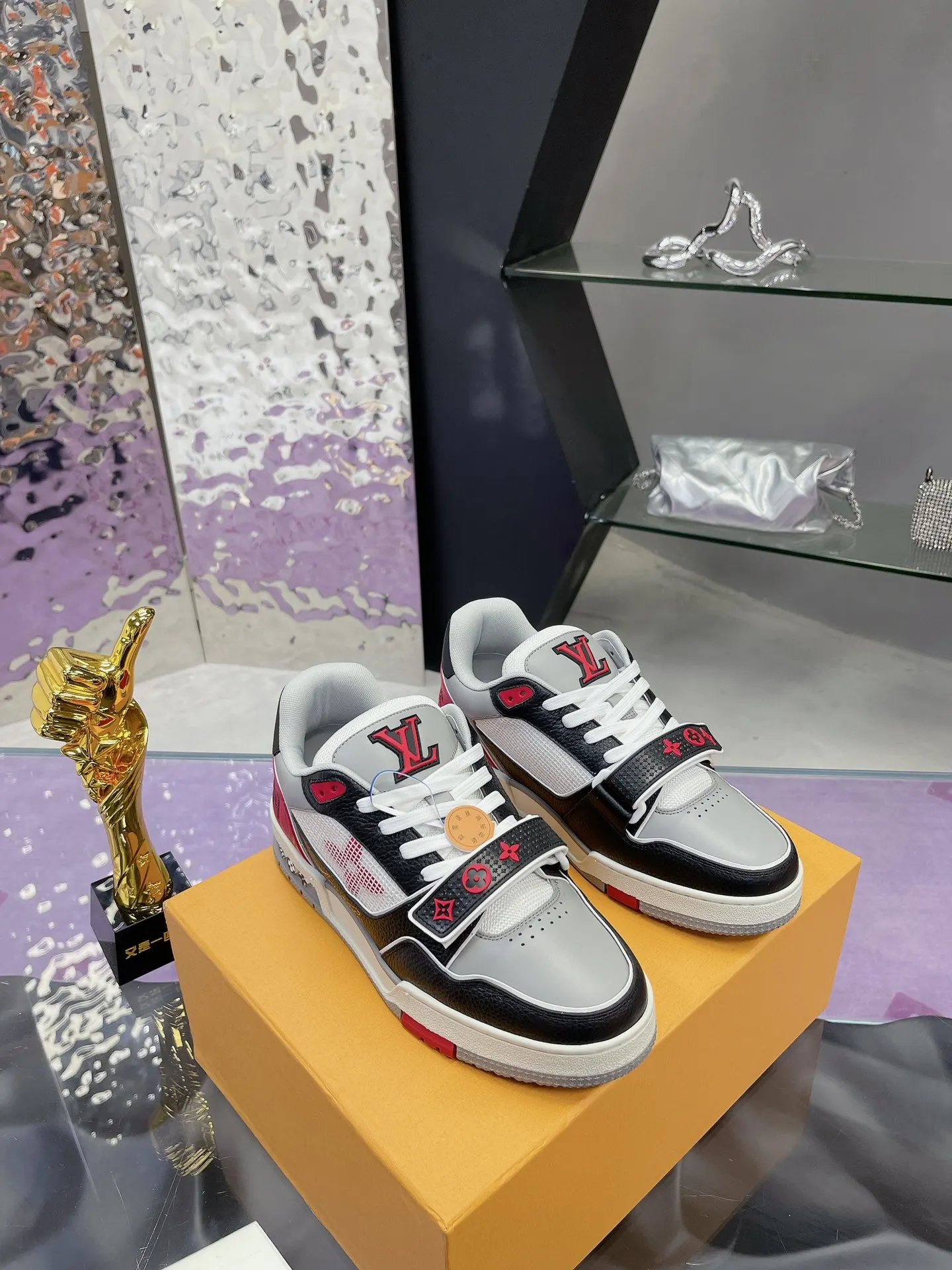 Louis Vuitton 运动鞋