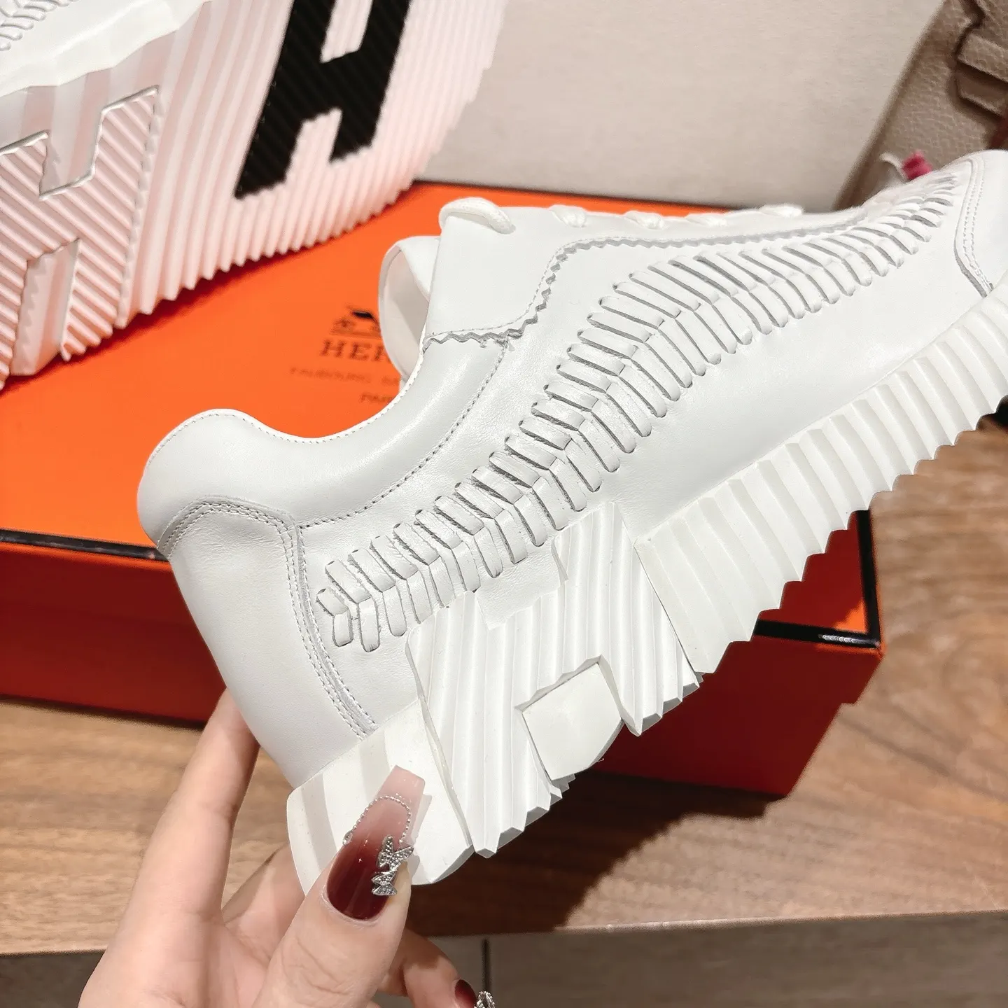 Hermès SS 运动鞋