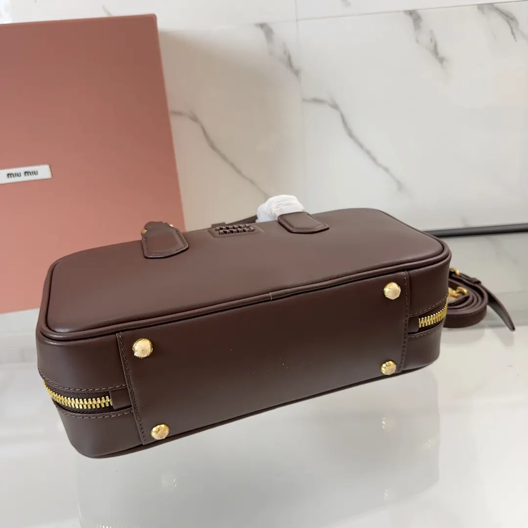 Crossbody Bag Lightweight Leather