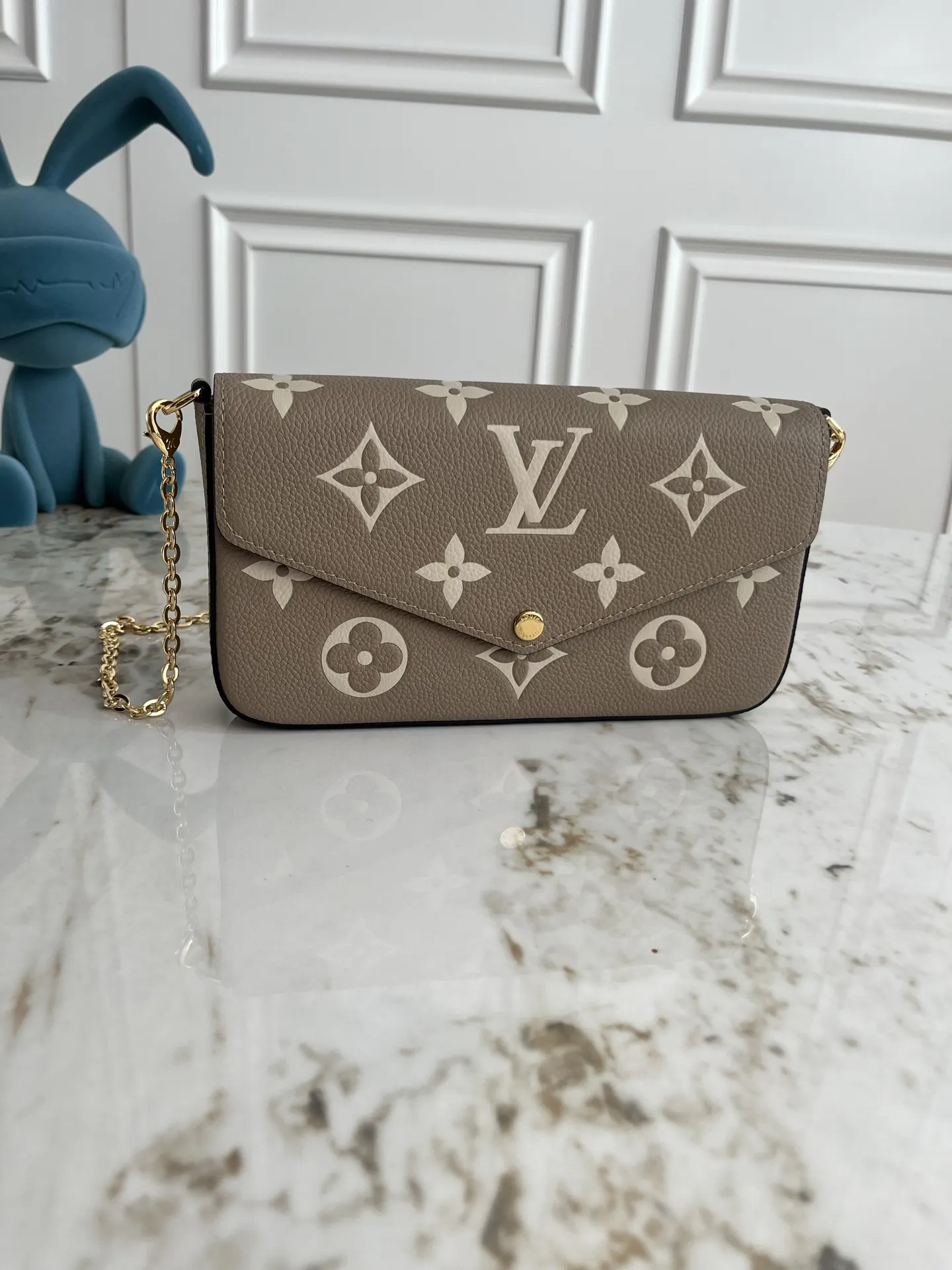 LV M64064 黑色 老花 单肩包 实拍款02 精选款