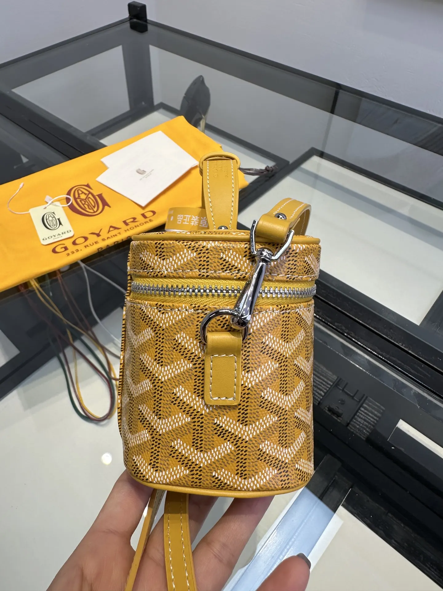 Goyard 黄色 小牛皮 收纳包 旅行收纳款
