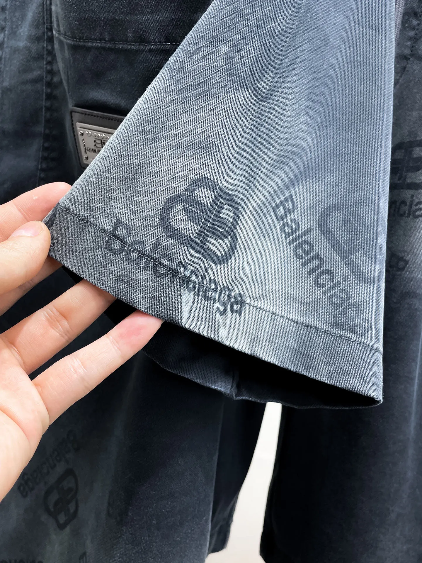 Balenciaga 3XL 运动鞋(數字8)