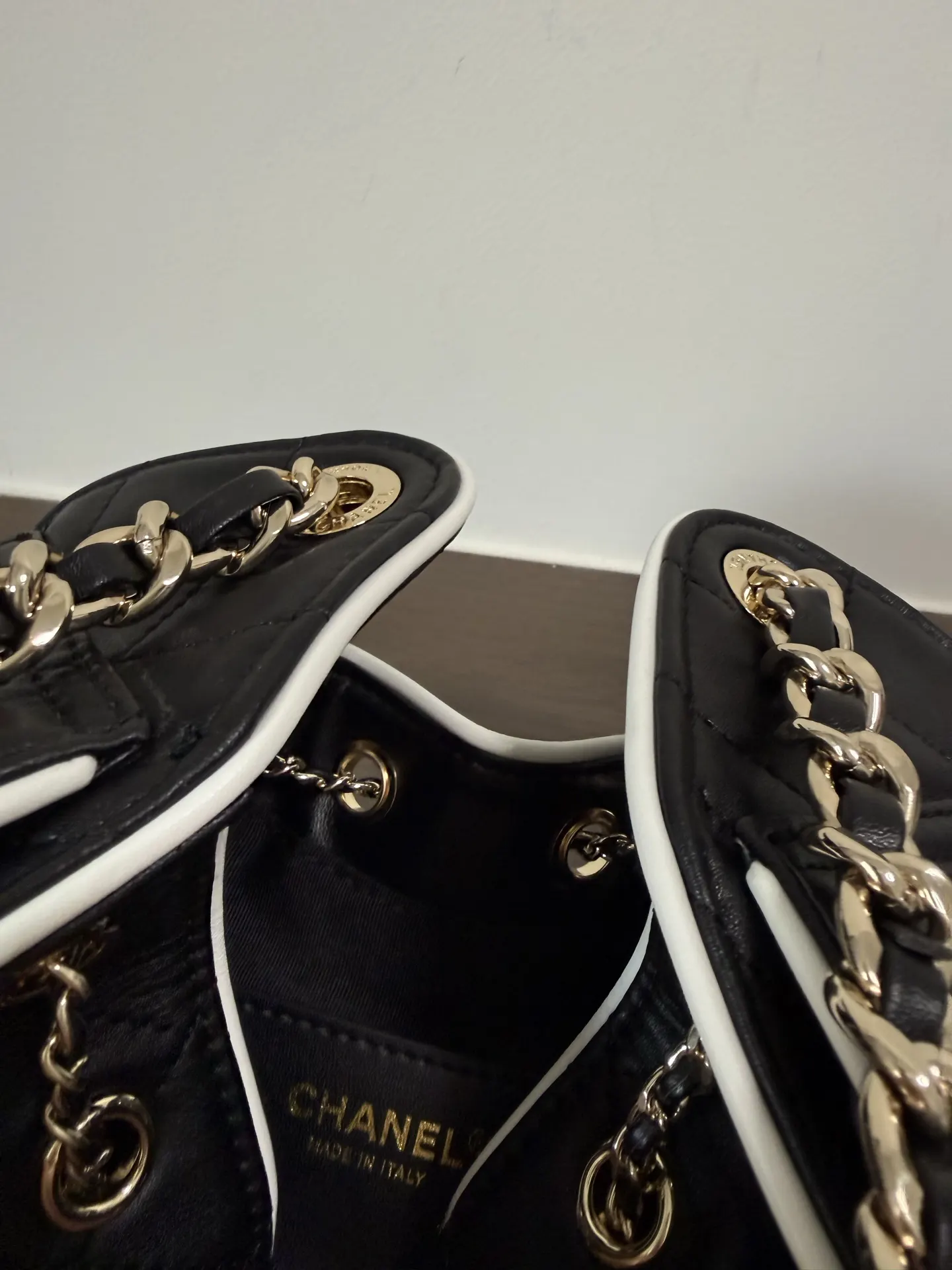 Chain Bag Leather