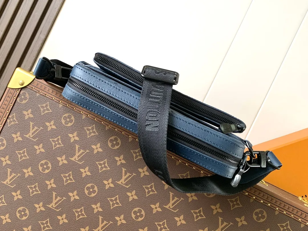 LV messenger bag Image 7 LV messenger bag Image 7