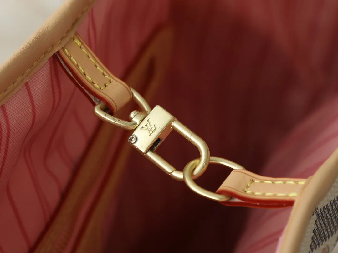 Neverfull 老花 帆布 手拿包 精致手拿款
