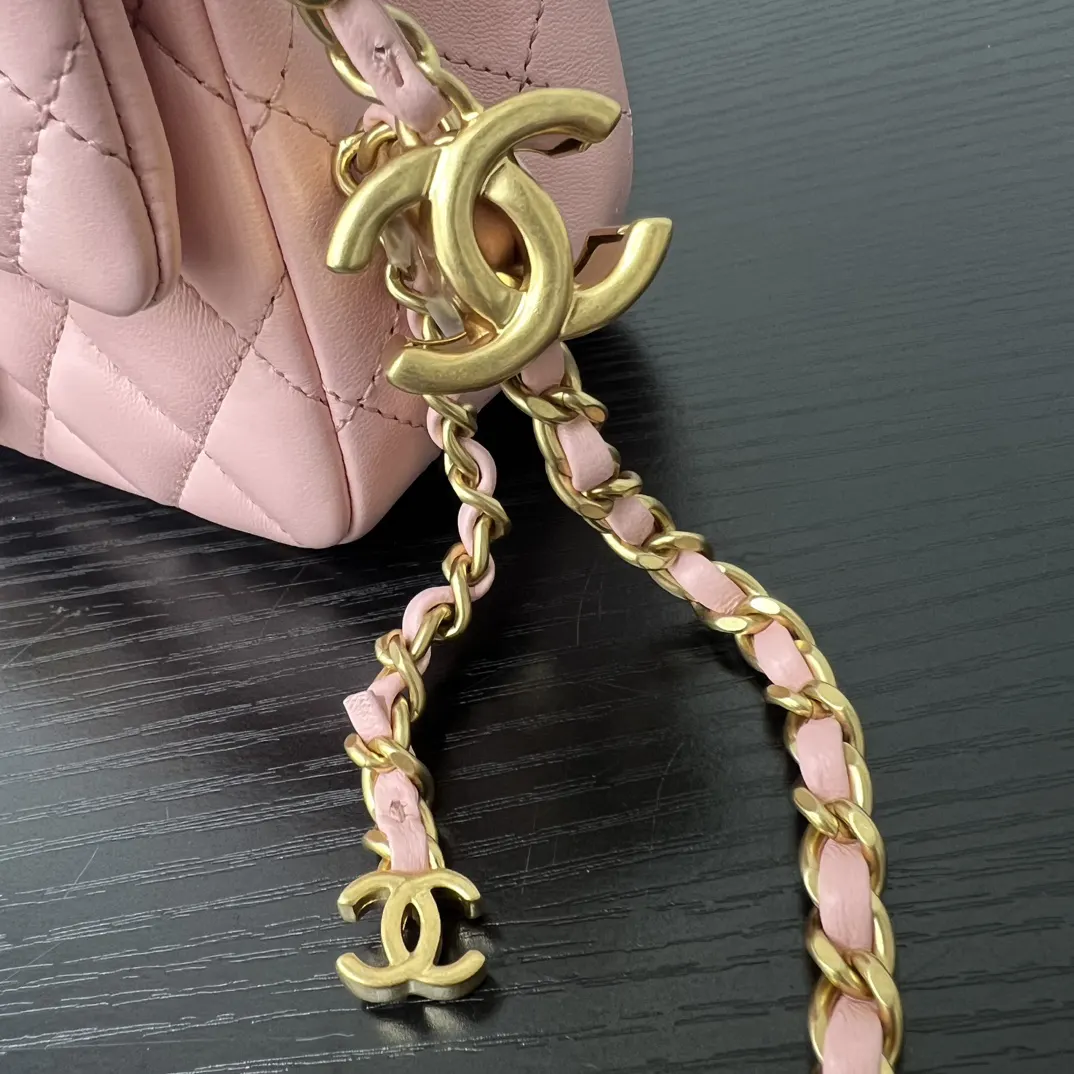Chanel 粉色 皮革 菱格絎縫 鏈條包
