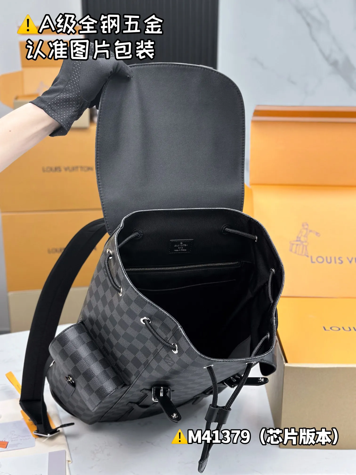 高弹面料 Christopher 中号雙肩包 实用雙肩款