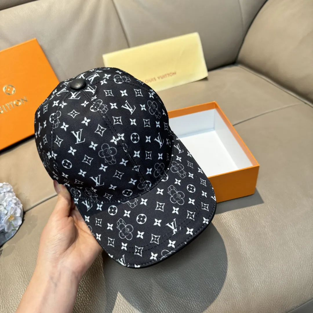 Louis Vuitton Fashion Item Casual Leather