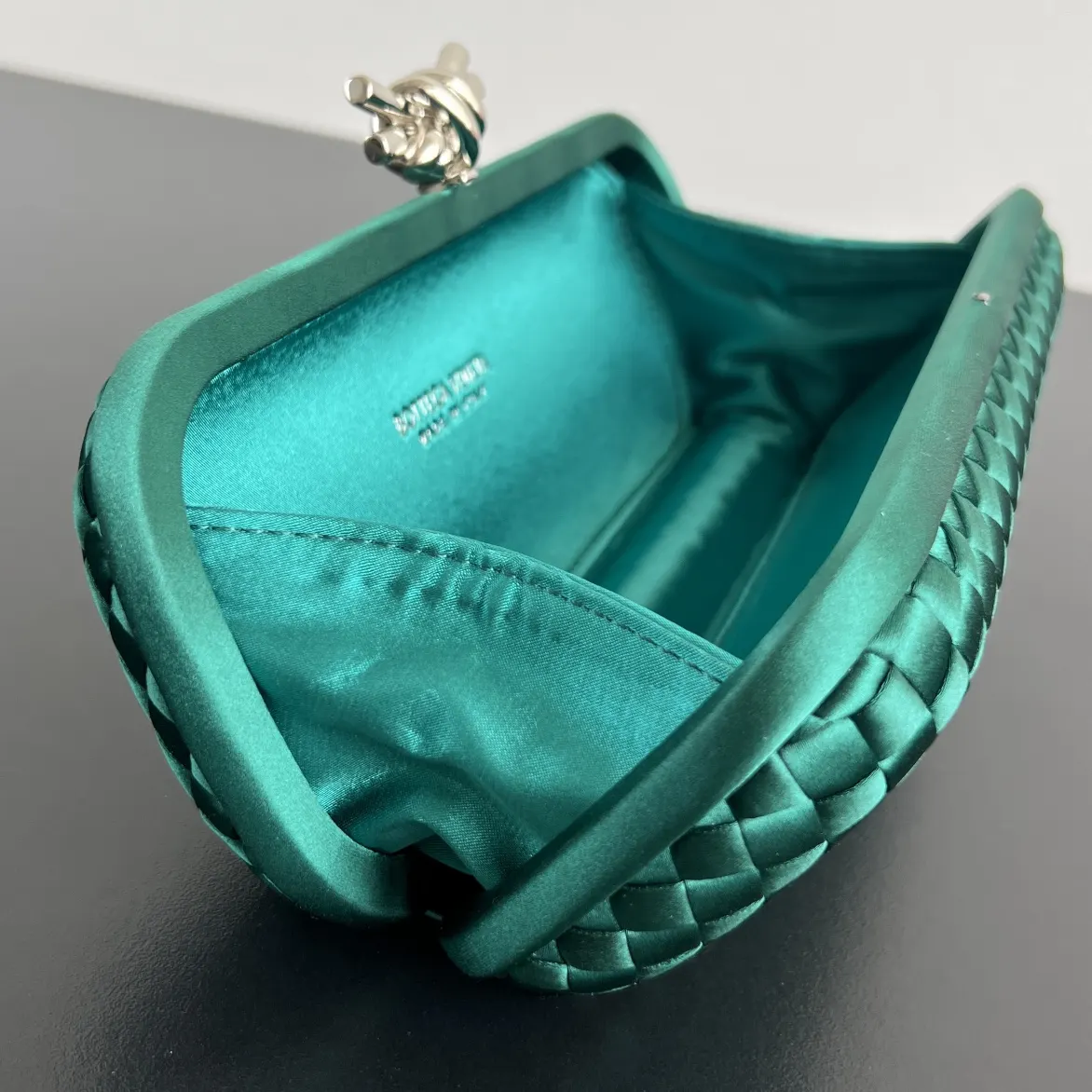 Bottega Veneta 化妆包 便携收纳款