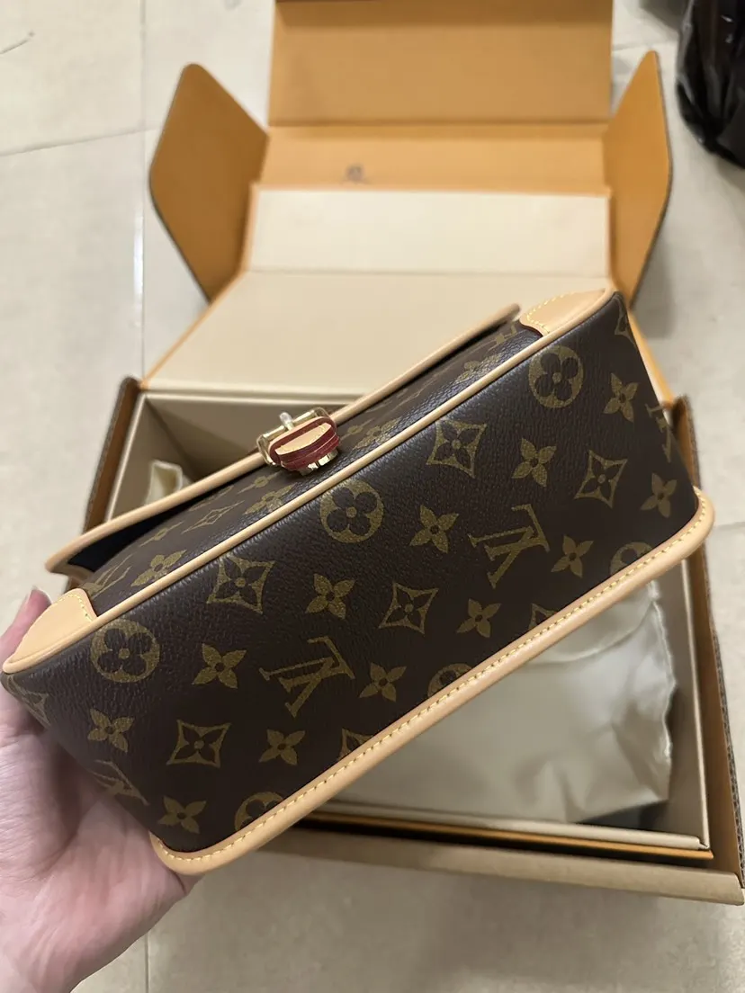 腋下包 復古腋下背款