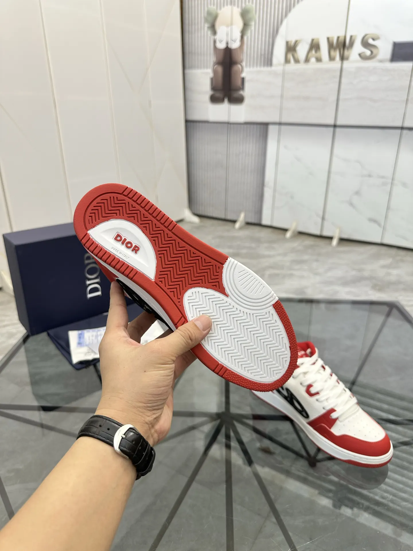 Dior B57 Red/White Leather Sneakers Image 10 Dior B57 Red/White Leather Sneakers Image 10