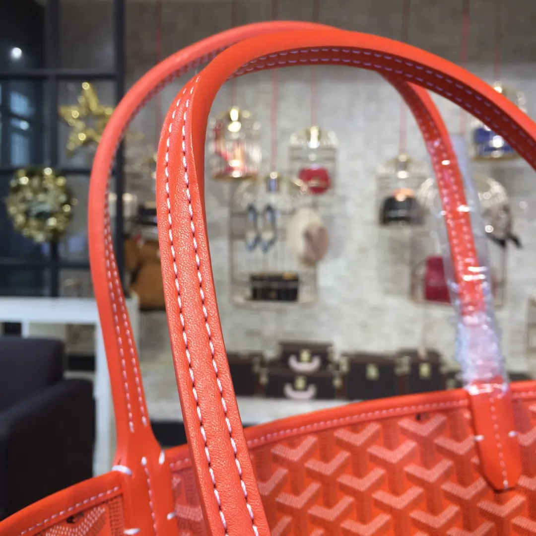 Goyard 戈雅 双面可用 充满法式优雅 订制Y字母涂鸦料 皮轻 托特包 大容量托特款