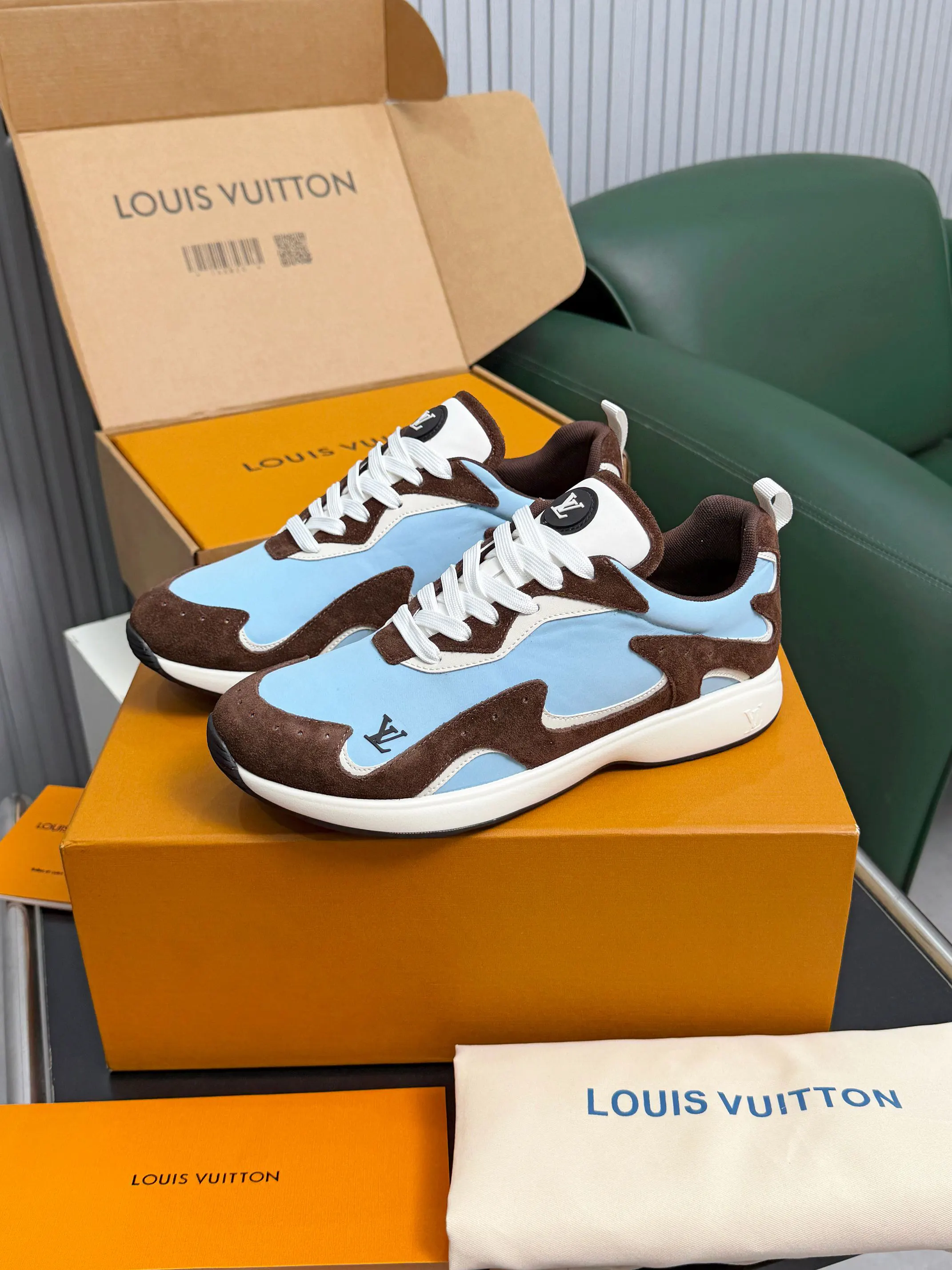 Louis Vuitton 运动鞋