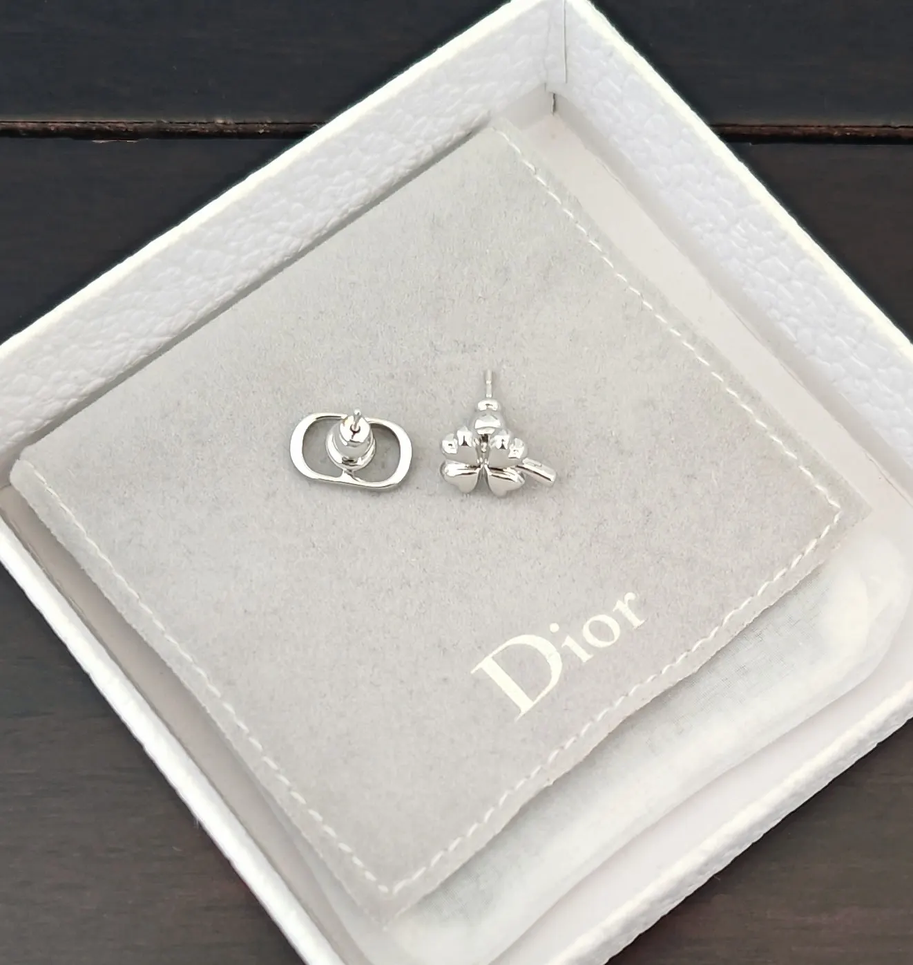 Dior 黑色CD发夹 金色双扣