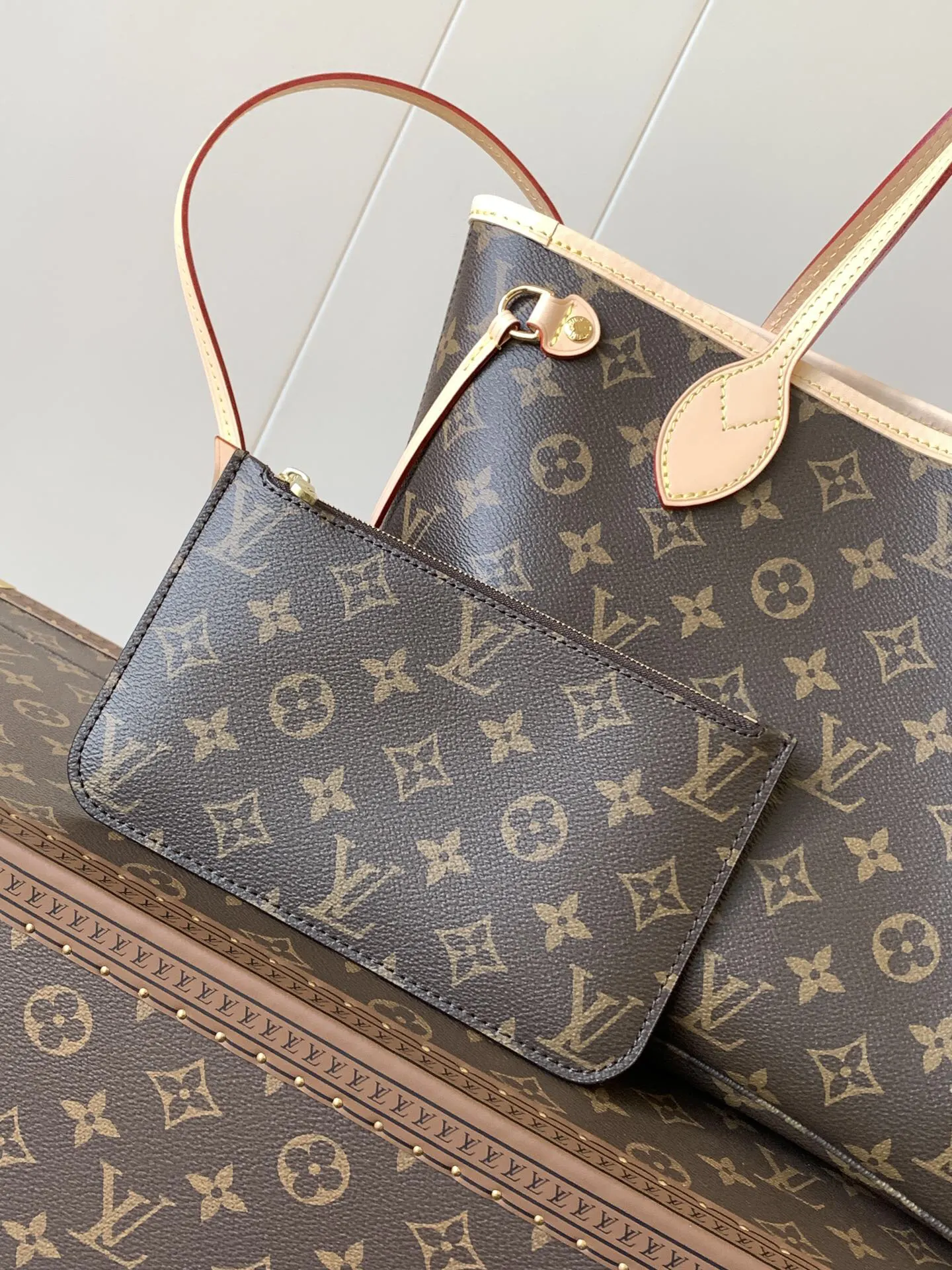 LV Neverfull 金色 牛皮 手拿包 精致手拿款