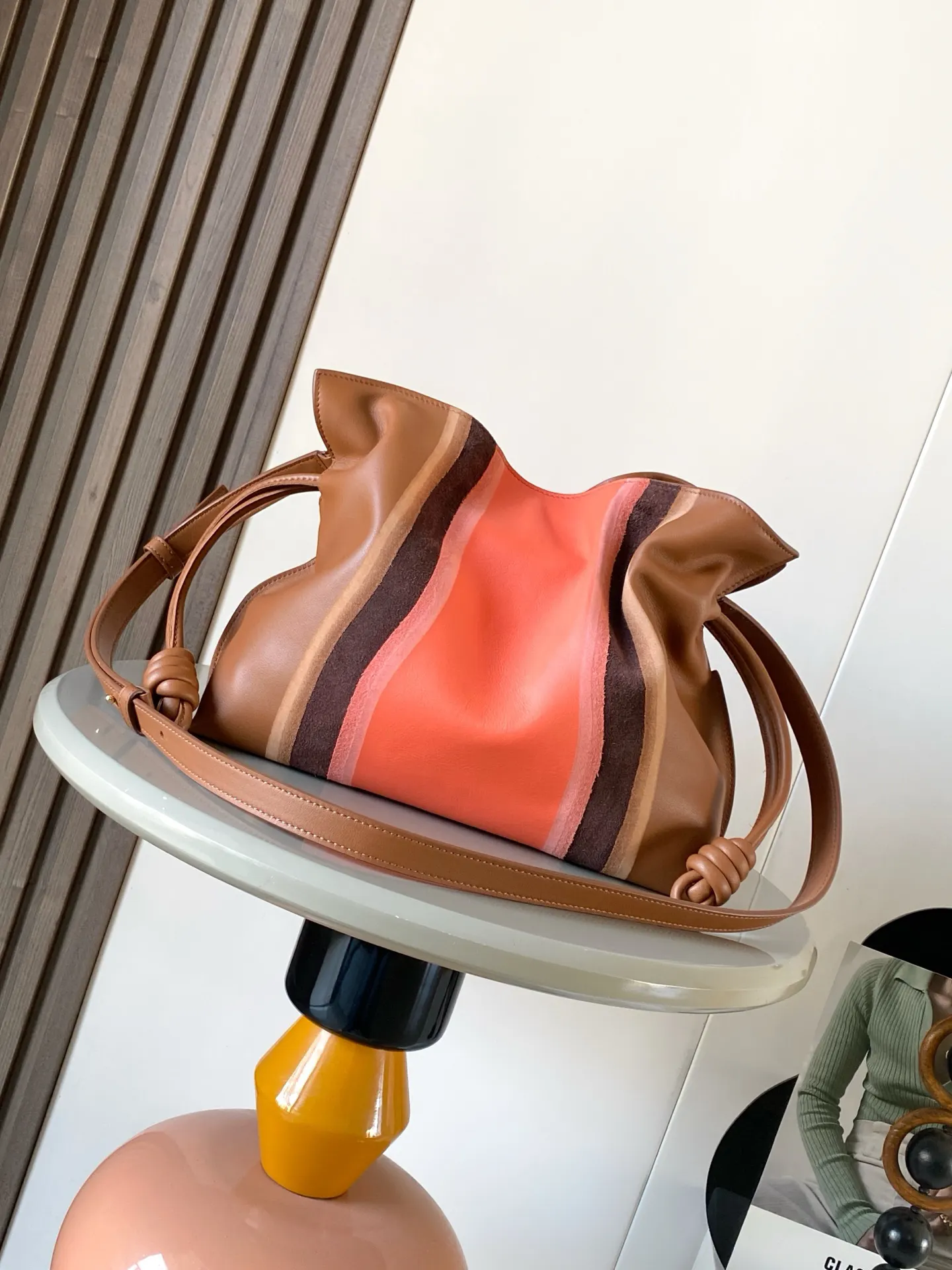 Loewe 小牛皮 托特包 大容量托特款