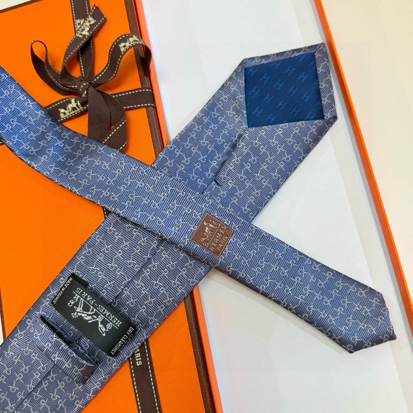 Hermes 领带 精致配饰款