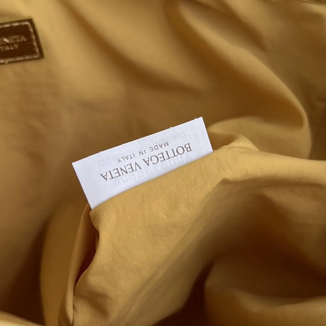 Bottega Veneta 金色 牛皮 腋下包 復古腋下背款