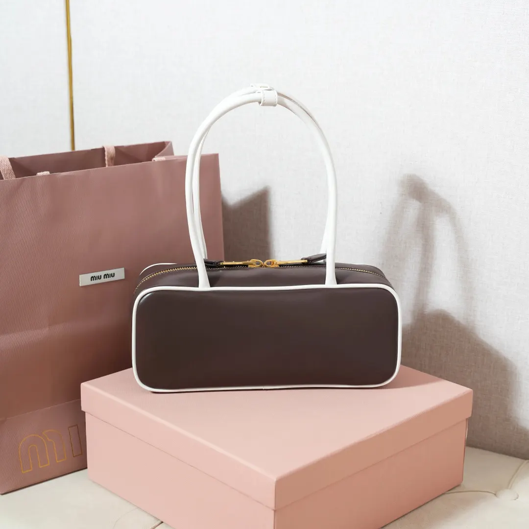 Miu 小牛皮 手提包 通勤手提款