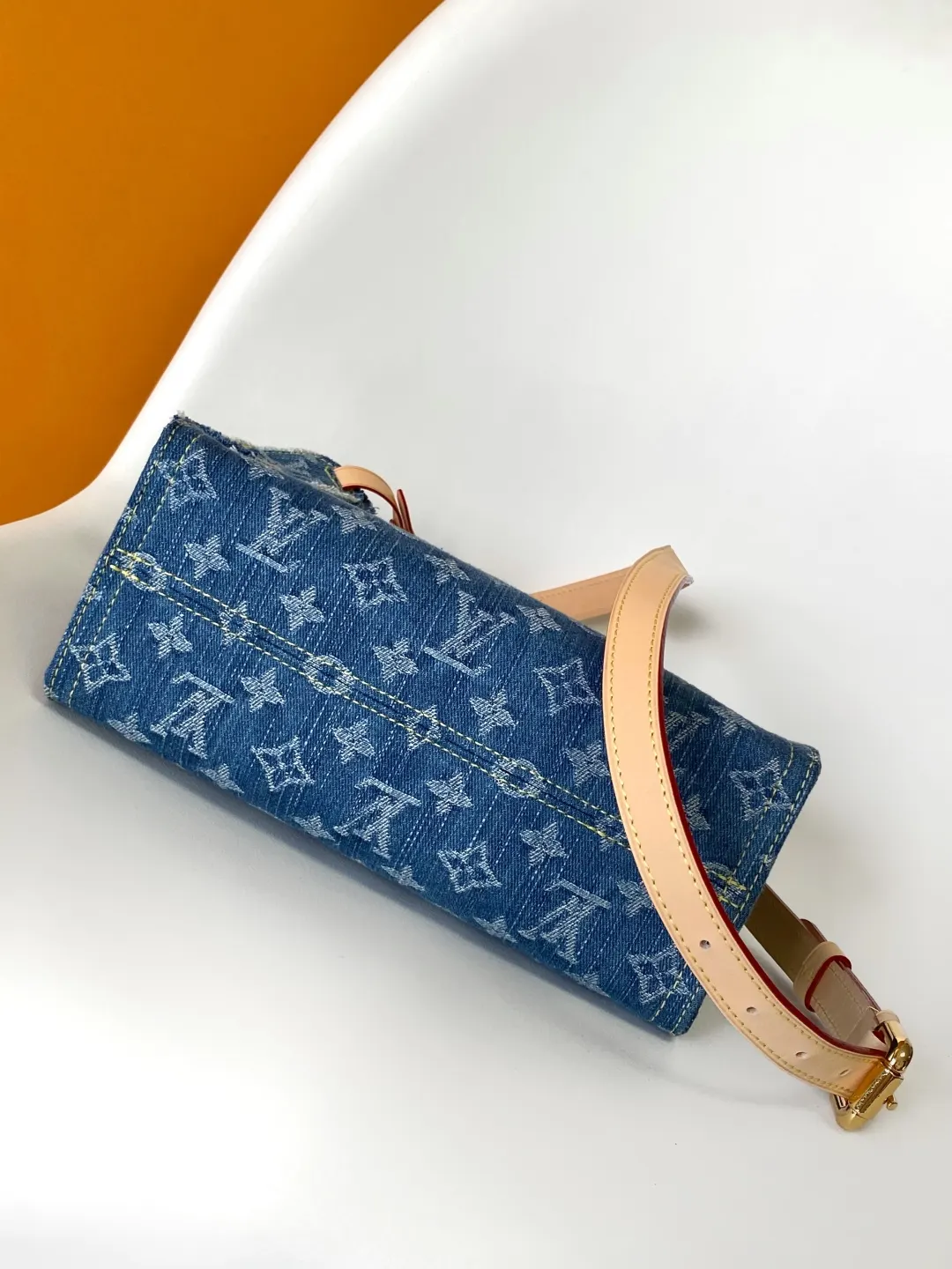 Organizer Pouch Travel Leather