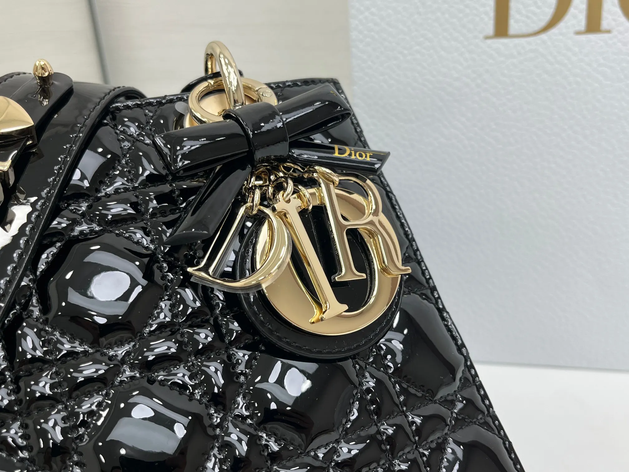 Dior Lady Dior 黑色 斜挎包