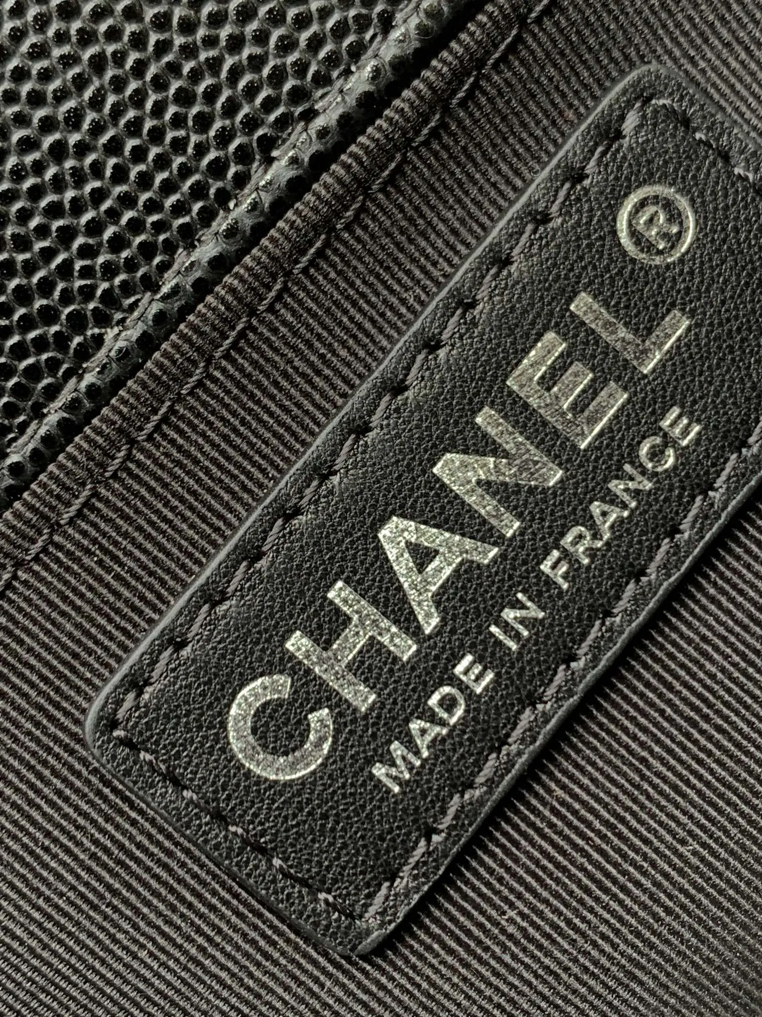 Chanel 黑色 皮革 菱格絎縫 斜背包
