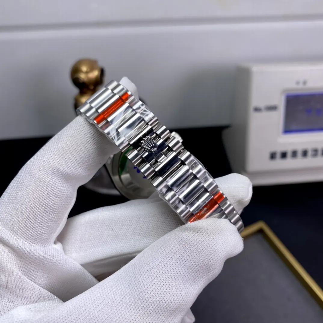 Rolex 劳力士星期日志型 终极版 自动机械机芯 手錶 經典腕表款
