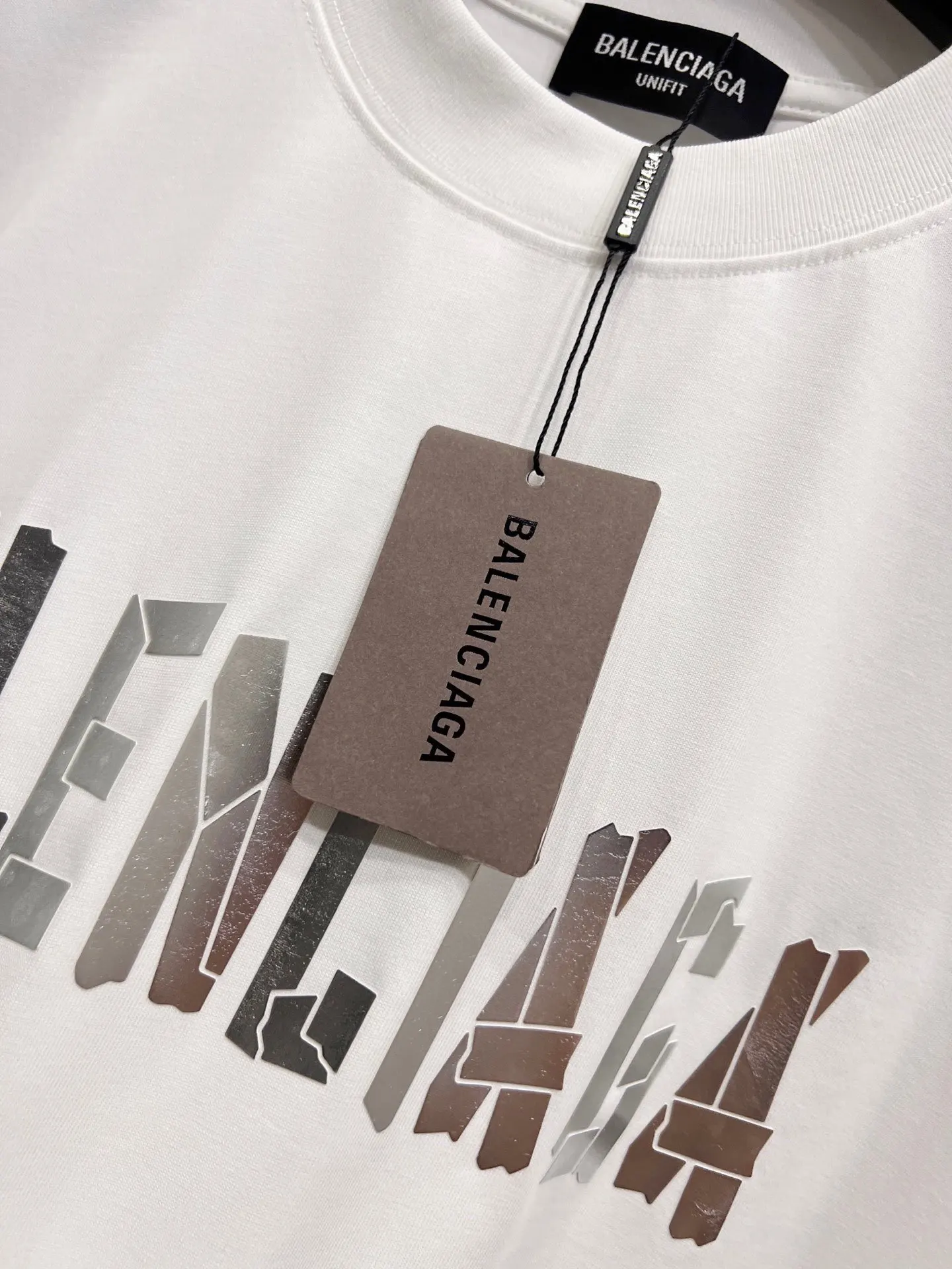 Balenciaga 黑色 Logo 短袖T恤 宽松休閒(數字4) Balenciaga 黑色 Logo 短袖T恤 宽松休閒(數字4)