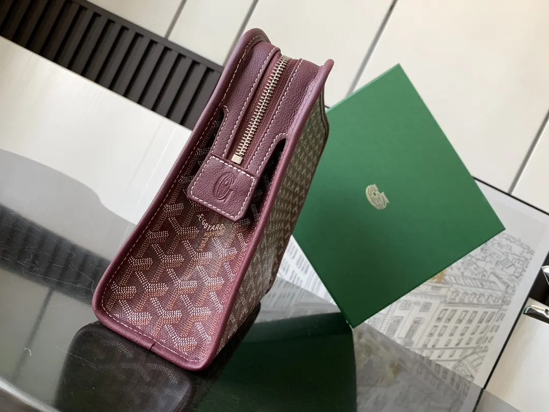 Goyard 酒红 化妆包 便携收纳款