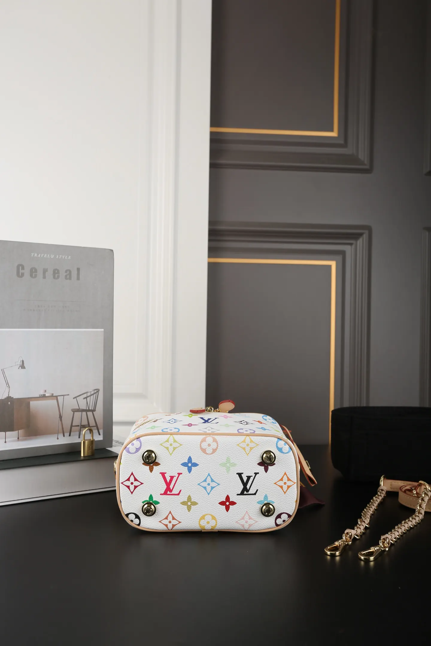 Louis Vuitton Crossbody Bag Lightweight