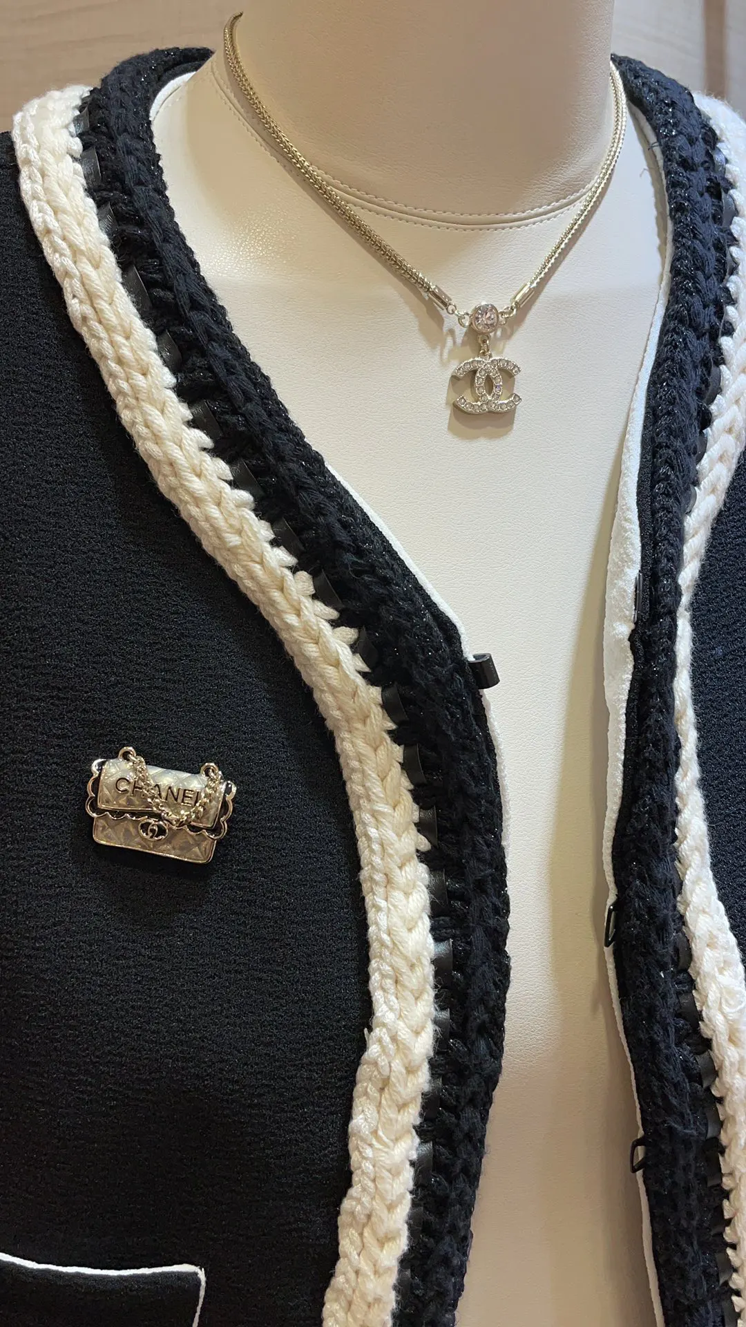 Chanel 金色 双C 满钻 鏈條 项链 精致锁骨链