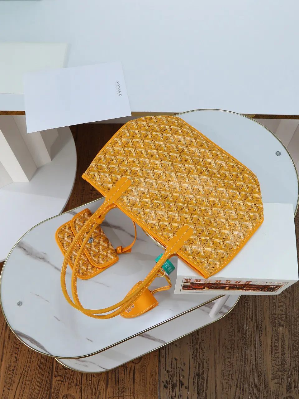 Goyard 黃色 小牛皮 手提包 通勤手提款(數字9) Goyard 黃色 小牛皮 手提包 通勤手提款(數字9)